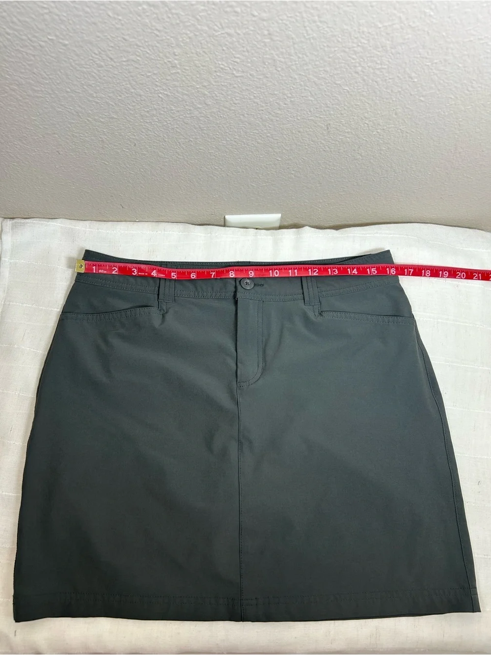 Eddie Bauer Women's Adventurer 2.0 Stretch Versatile Outdoors everyday Skort‎ 8